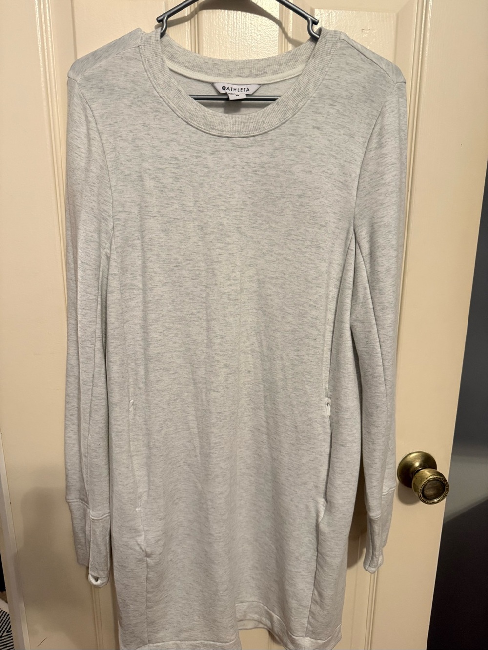Athleta Light Gray NWOT Long Sleeve Sweater Sweatshirt Dress Med